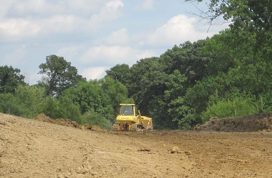 Work continues on the new section of the Loop Trail from Brookville Rd to Grimes Ave.