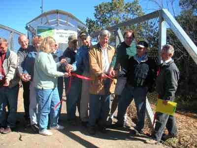 Cutting the ribbon on the new Louden Bridge