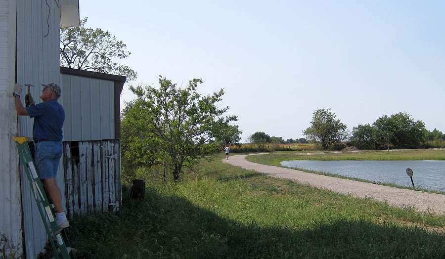 The trail next to the Maasdam Barns.
