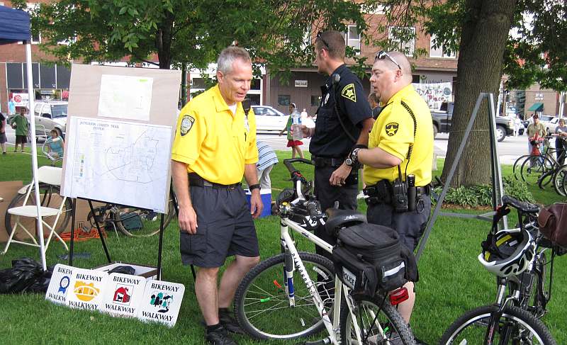 The Fairfield Police Department has bicycle patrols.