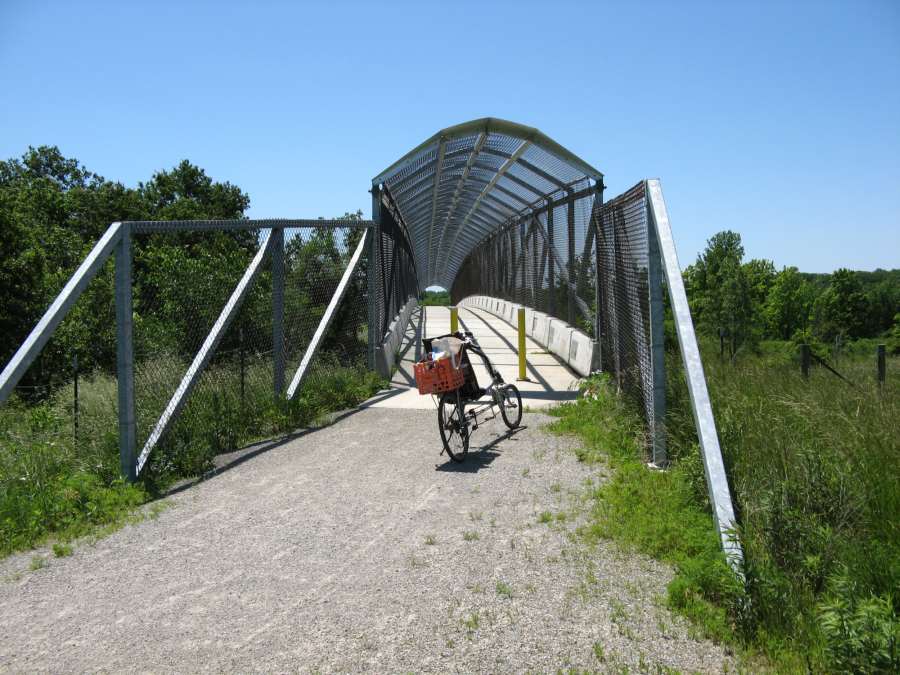 Along the Louden Bridge segment