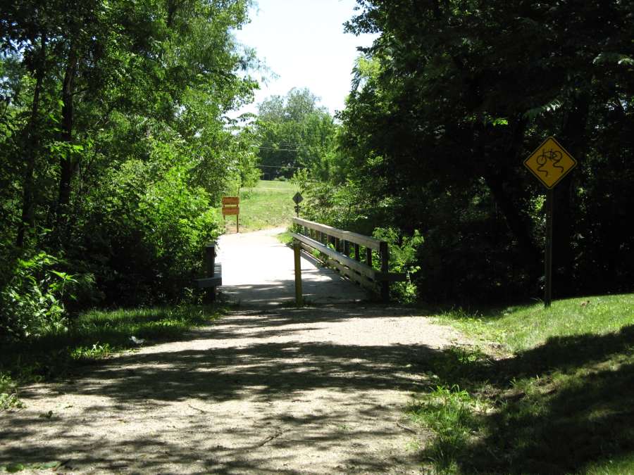 Along the Louden Bridge segment