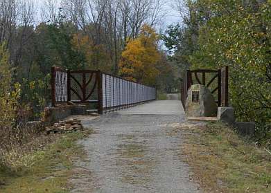 The new bridge over Cedar Creek on the Cedar view Trail