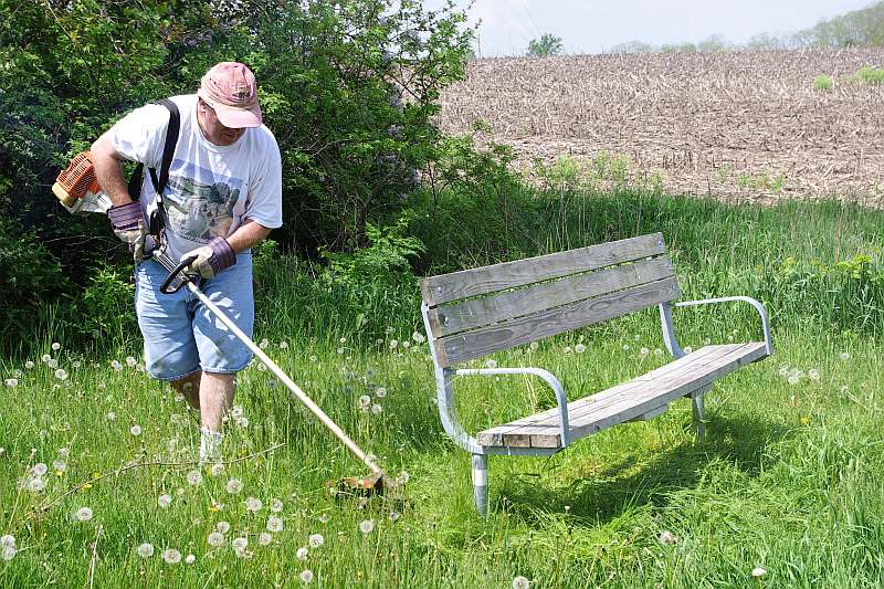 Maintenance Day on the Loop Trail, May 18, 2013